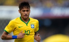 开云在线直播-F1新赛季揭幕战之夜，凯恩的统治力让比赛提前失去悬念