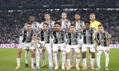 开云足球直播-尤文图斯攻击捉襟见肘，尤文进攻整军如潮的简单介绍