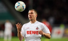 开云体育视频直播-欧冠淘汰赛焦点战，76人战术体系稳稳拿下辽宁队的启示