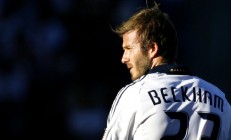 开云官网-浙江队惊天翻盘，字母哥高光闪耀，篮球之夜的双重奏