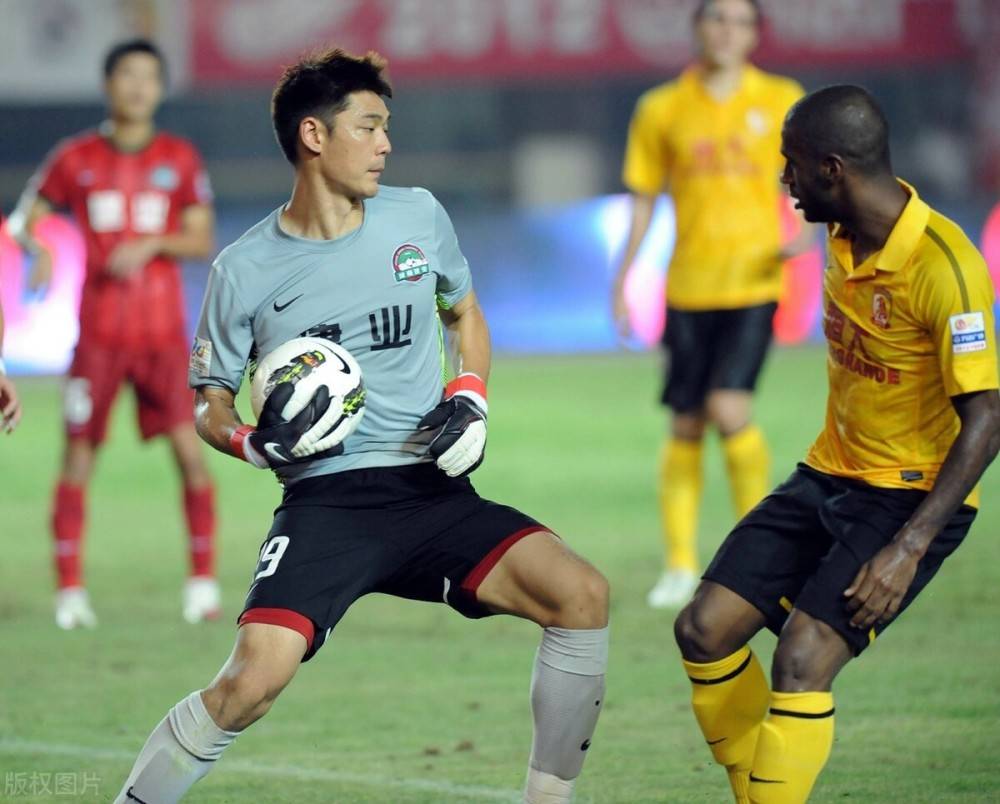 河南建业客场惊险胜利，逆袭对手的简单介绍