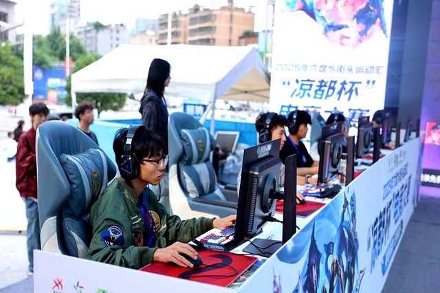 热血激战！国际赛场劲爆比拼的简单介绍