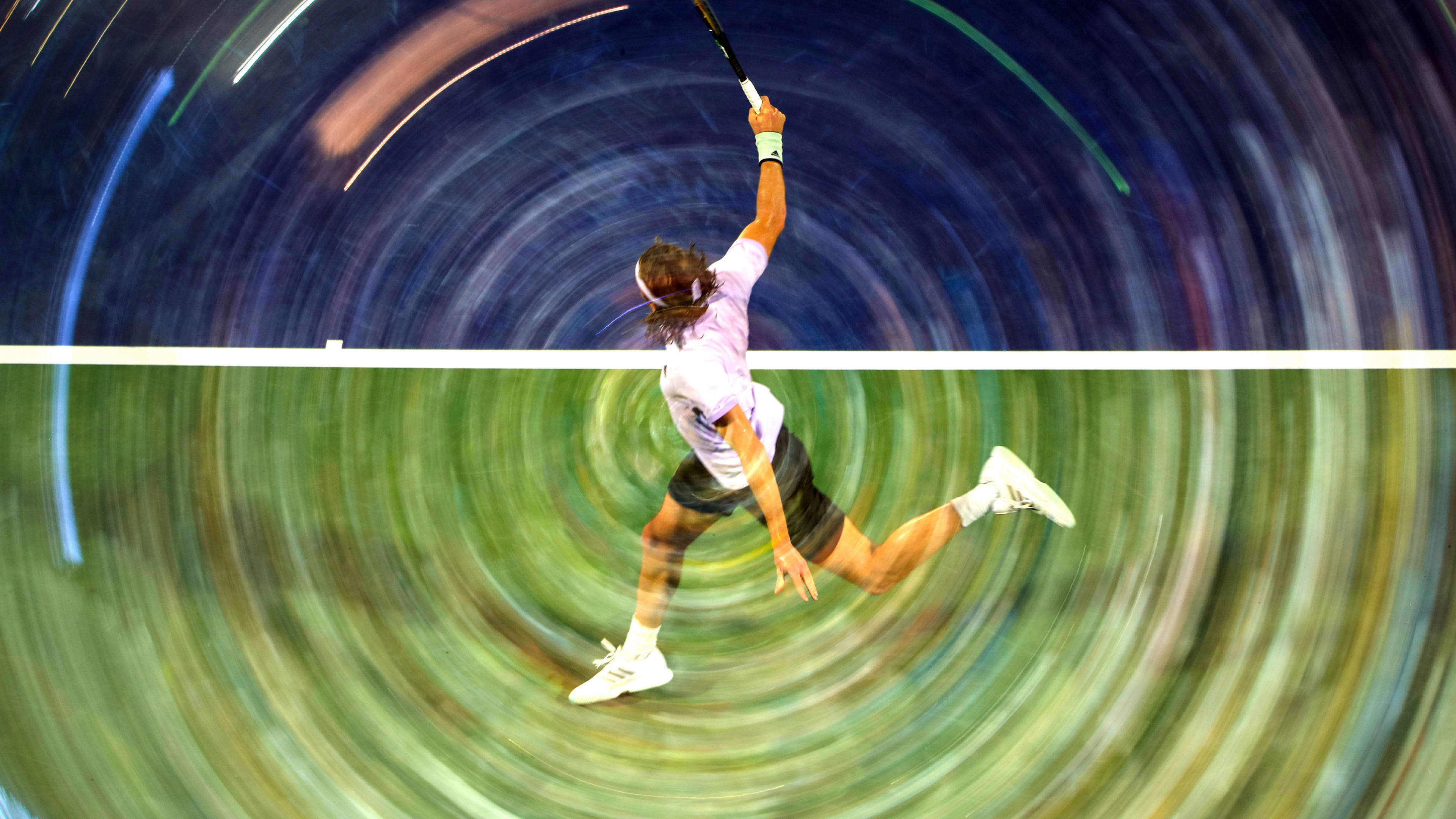 戴维斯杯险胜法网，西西帕斯统治全场的简单介绍