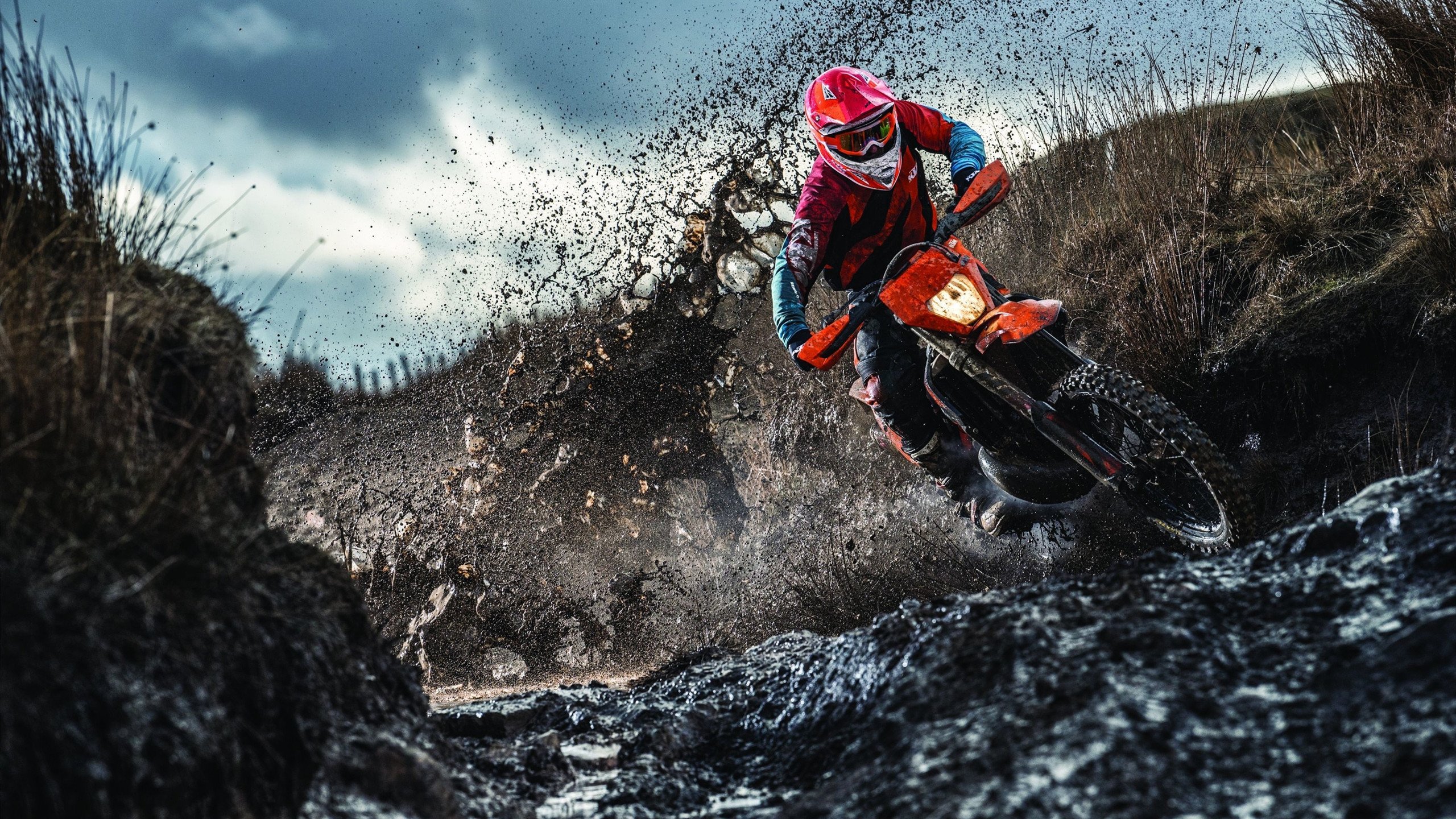 红土之王 vs.硬地之殇,蒙特卡洛碾压美网的背后,鲁德状态为何冰火两重天?