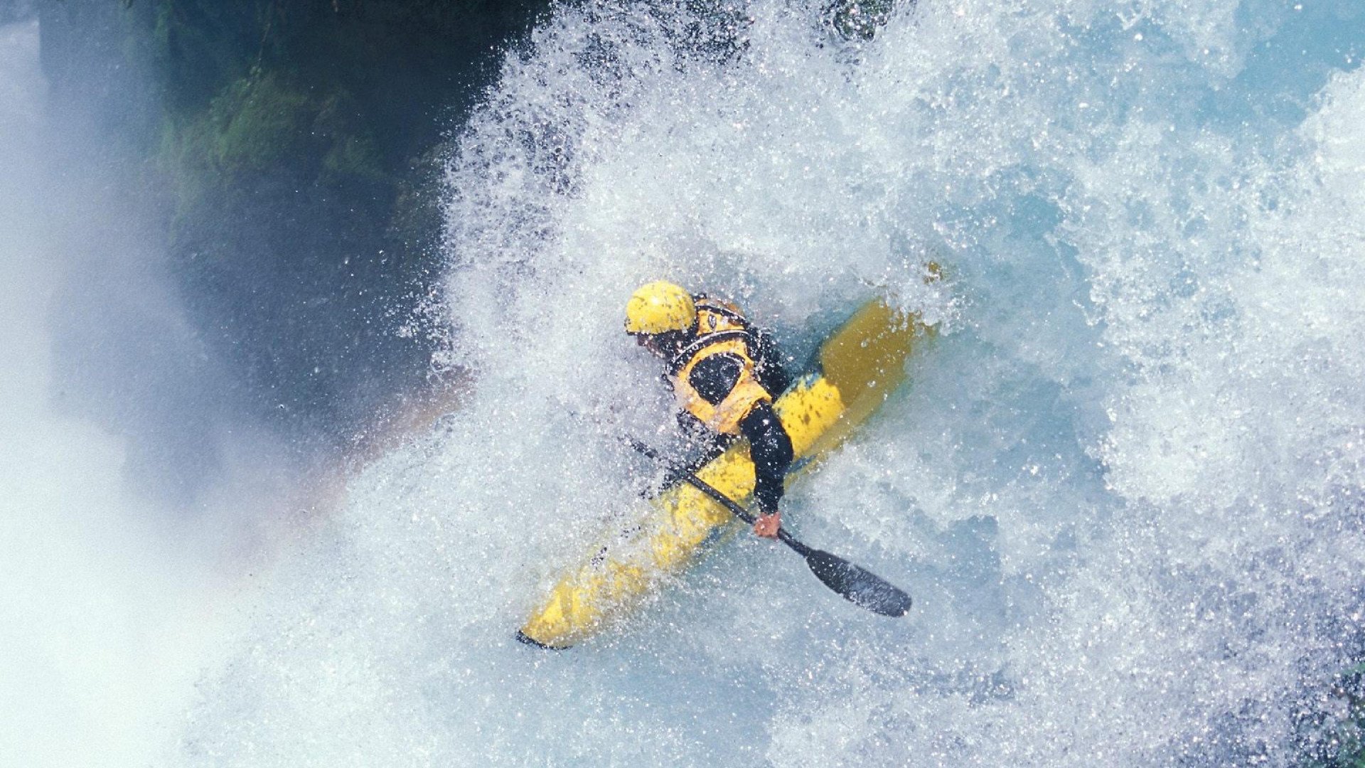 从绿茵场到乒乓台，当波兰队翻盘葡萄牙，奥恰洛夫点燃赛场—体育奇迹的共通灵魂